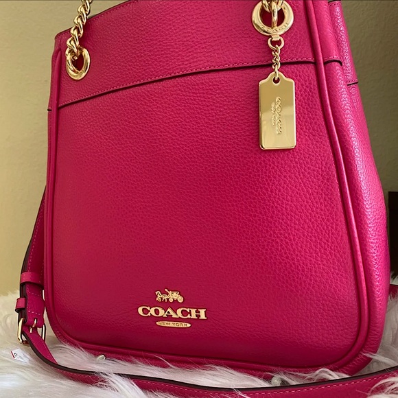 Coach Cammie Chain Bucket Bag👜🌸 - Picture 7 of 12